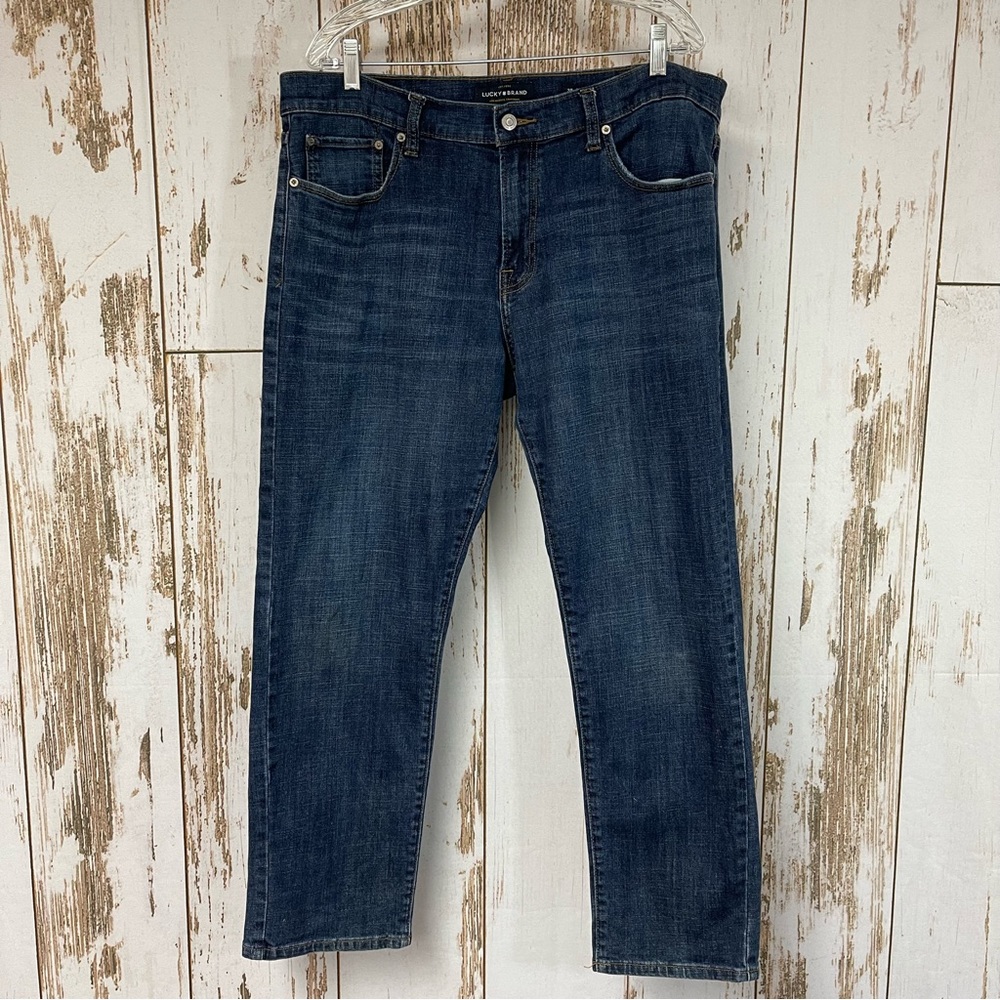Lucky Brand, 221 Straight Dark Wash Jeans, Size 38x30. In excellent condition!